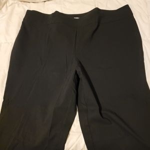Black Capris